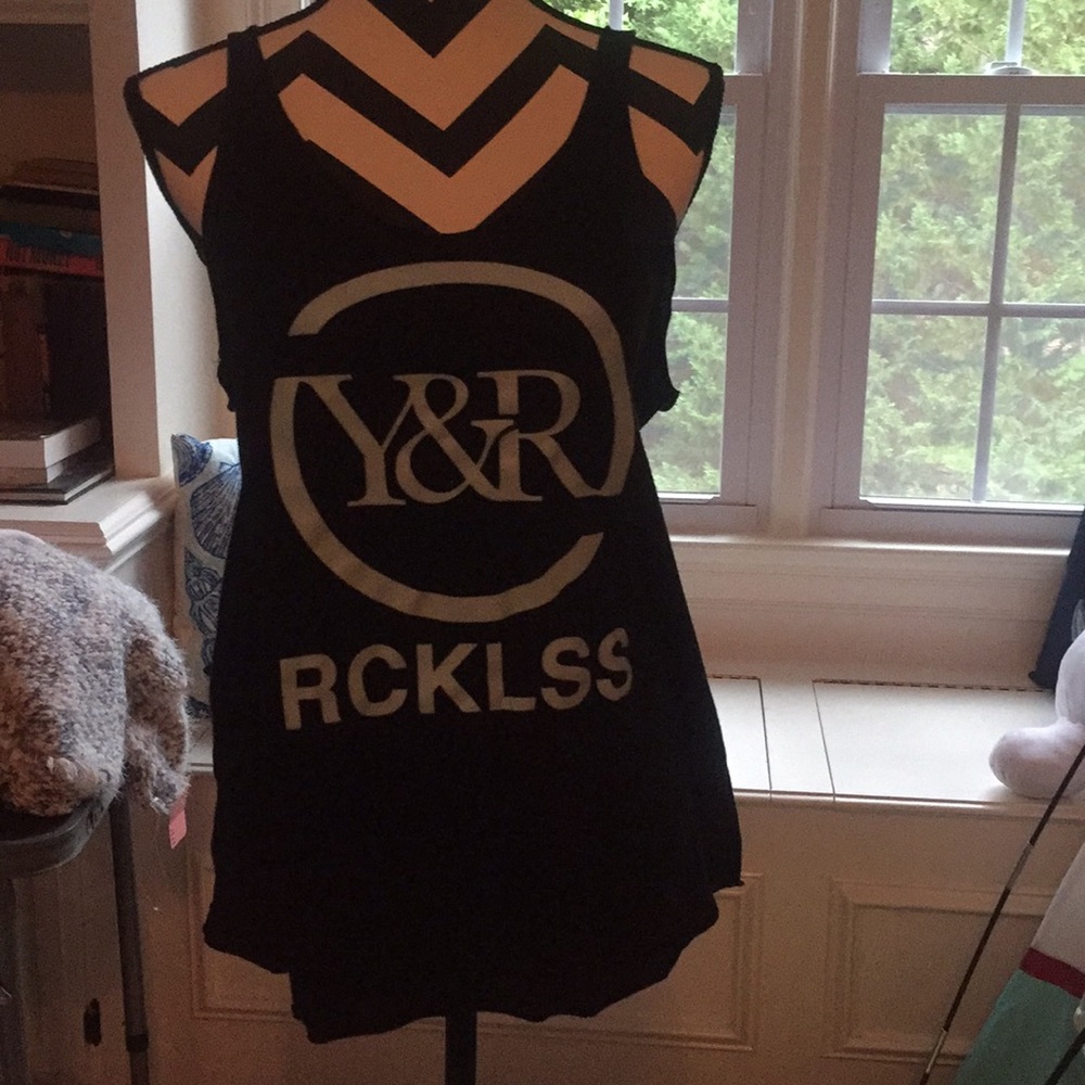 🐍Young & Reckless Y&R Distressed Tank SzL🐍